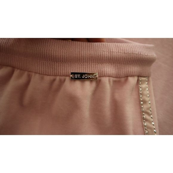 St. John Sport x Marie Gray Women's Sz M Pale Pink Studded Velour Pants - Picture 4 of 6